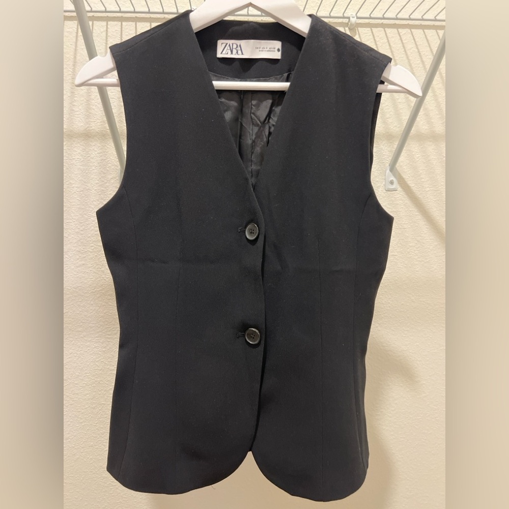 ZARA WOMAN FITTED BUTTONED/WAISTCOAT VEST Back Buckle BLACK S